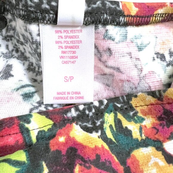 Xhilaration Floral A-line Skirt (size small) - Picture 6 of 6